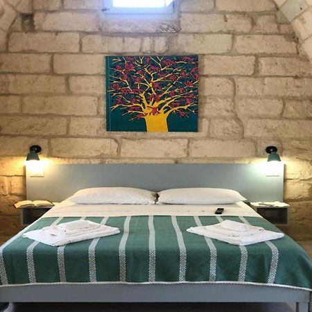 Odegos Monolocali Vico Sant'Antonio Villa Carpignano Salentino Bagian luar foto