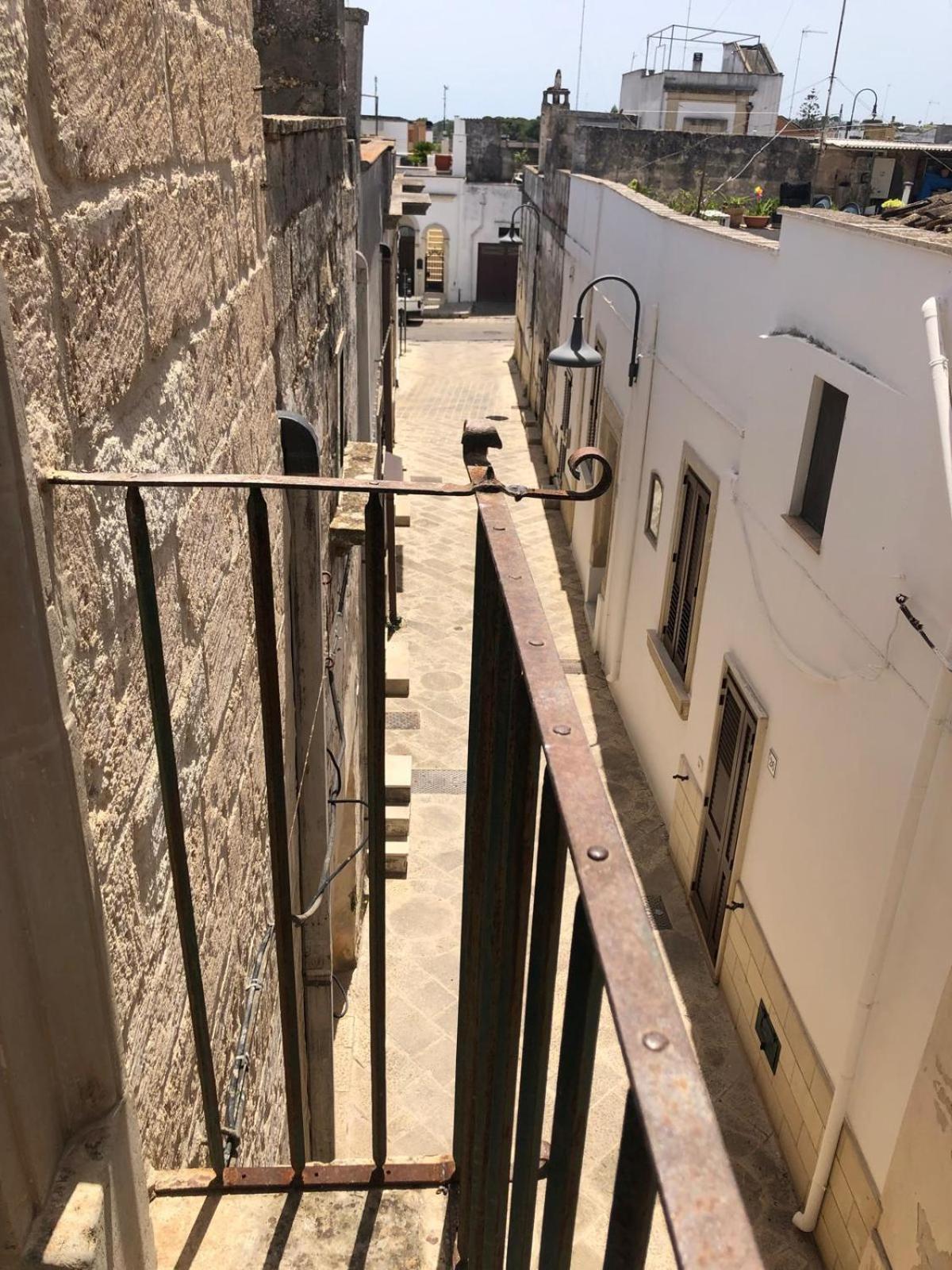 Odegos Monolocali Vico Sant'Antonio Villa Carpignano Salentino Bagian luar foto