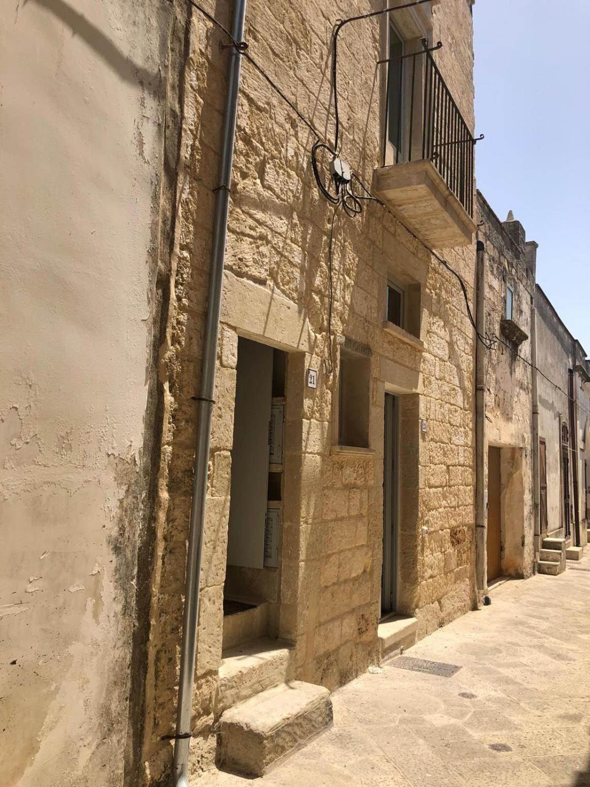 Odegos Monolocali Vico Sant'Antonio Villa Carpignano Salentino Bagian luar foto
