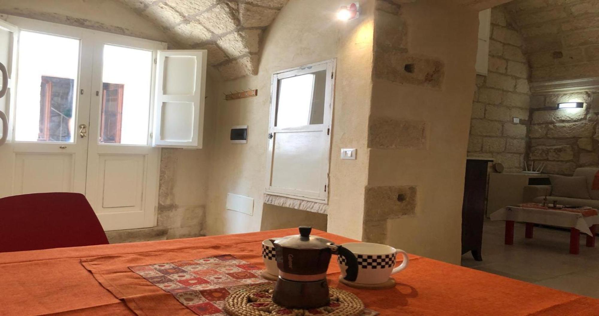 Odegos Monolocali Vico Sant'Antonio Villa Carpignano Salentino Bagian luar foto
