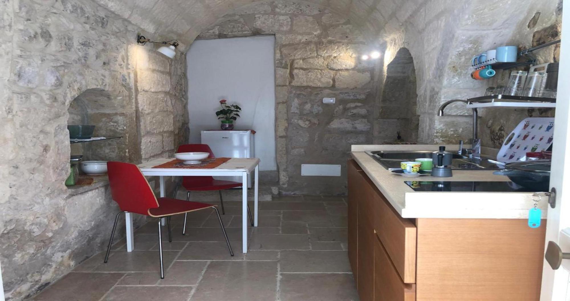 Odegos Monolocali Vico Sant'Antonio Villa Carpignano Salentino Bagian luar foto
