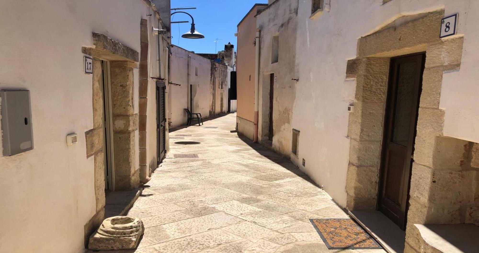 Odegos Monolocali Vico Sant'Antonio Villa Carpignano Salentino Bagian luar foto