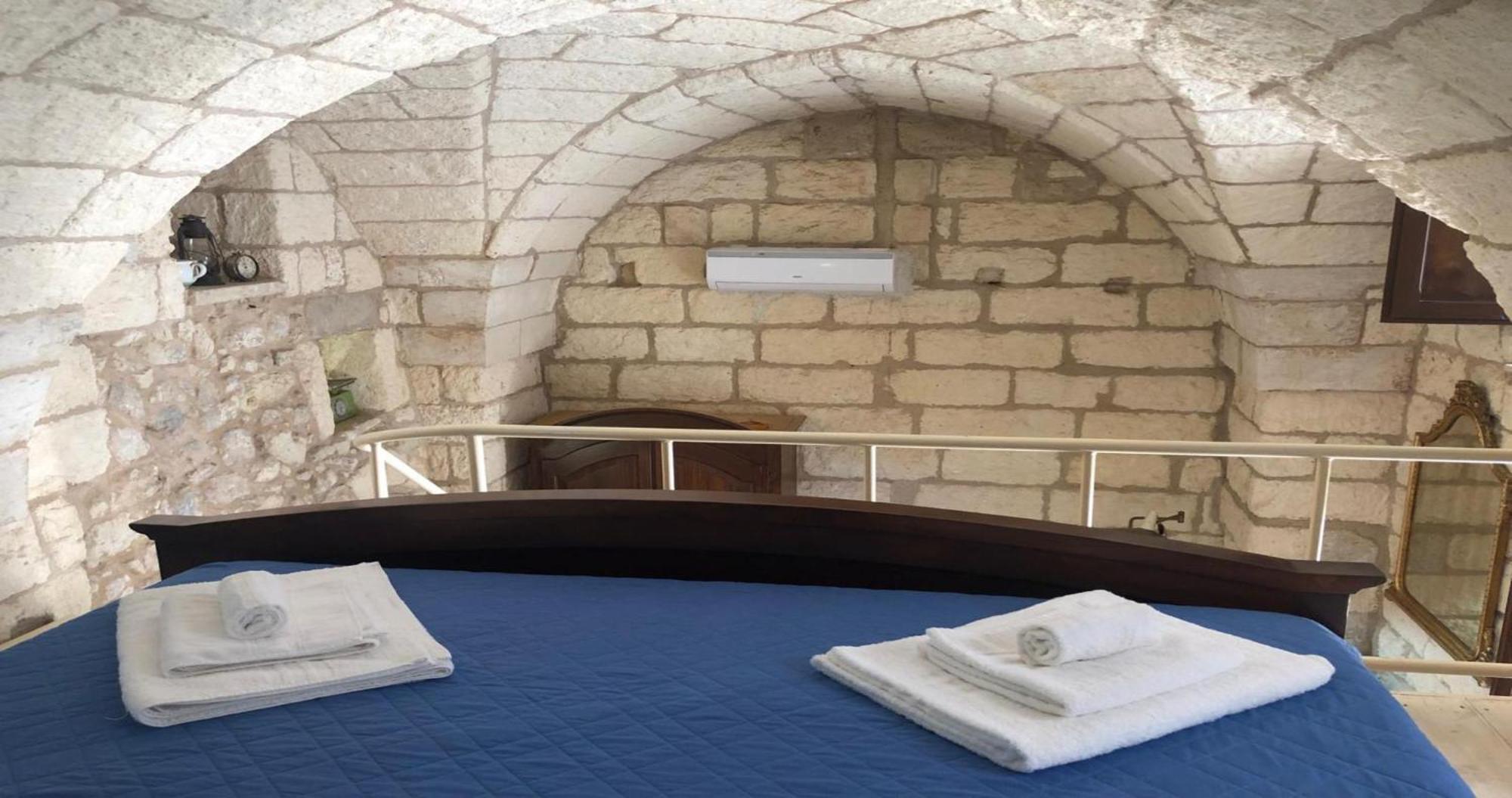 Odegos Monolocali Vico Sant'Antonio Villa Carpignano Salentino Bagian luar foto